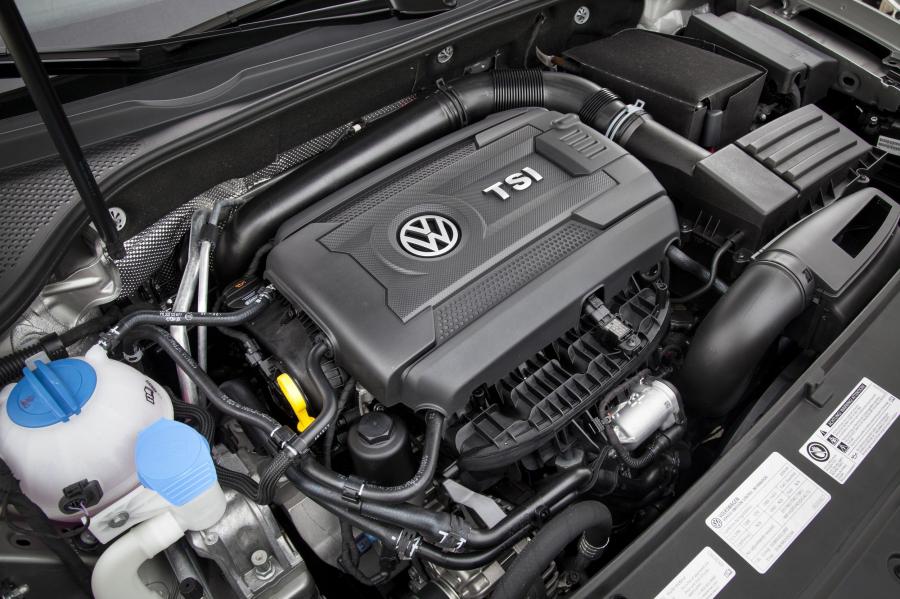  Volkswagen Passat Sport 2014 года  (фото 6 из 13)